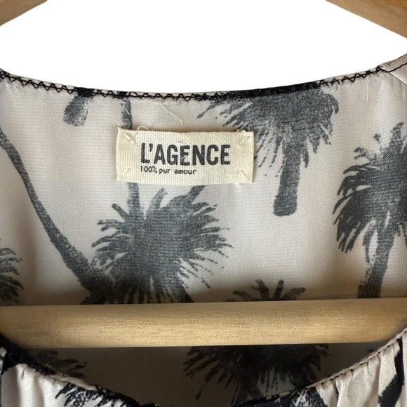 L'AGENCE XS Cali Palm Tree Print Sleeveless Blouse - Picture 8 of 9